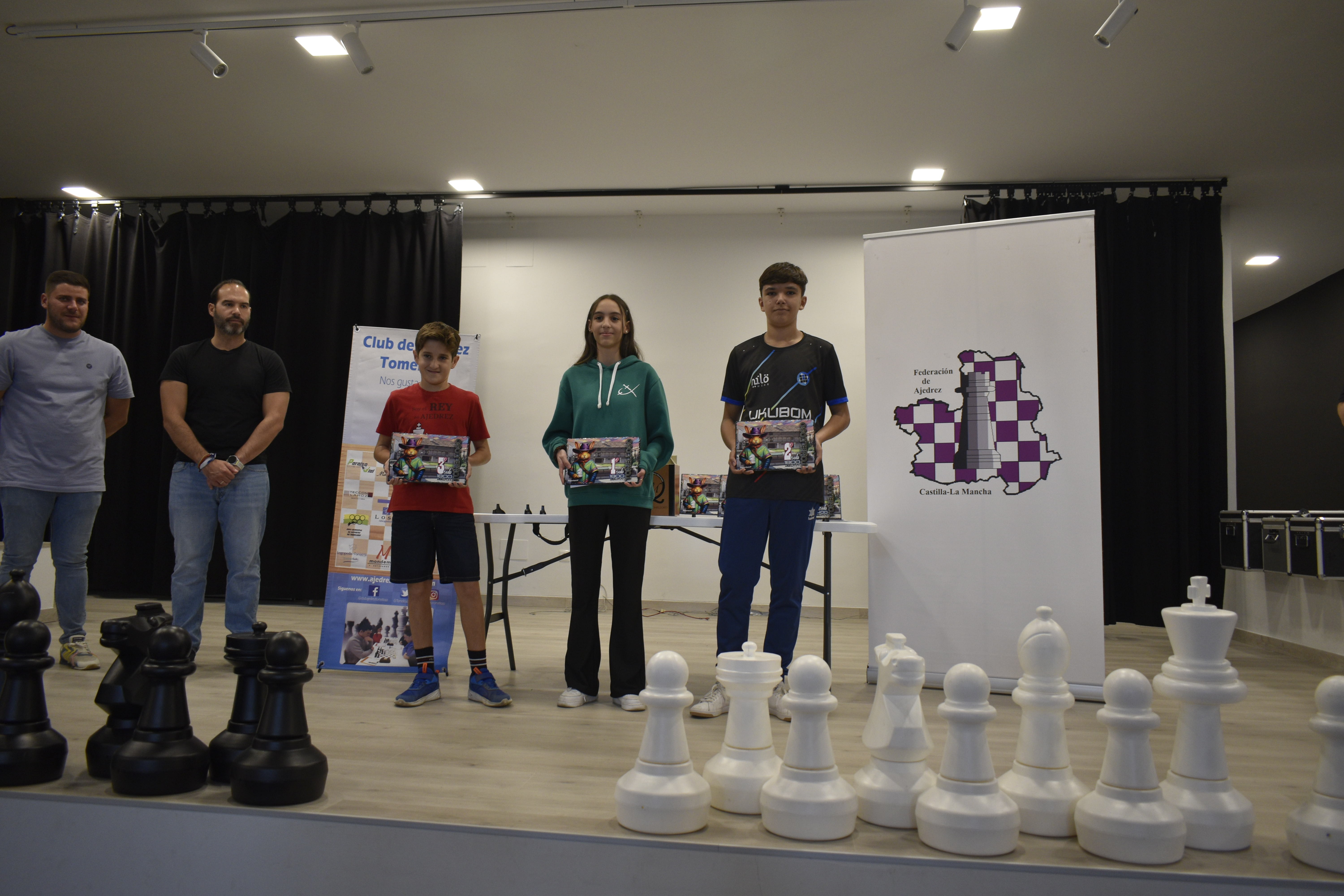 Premiados Sub1800 - II Open Ajedrez Tomelloso